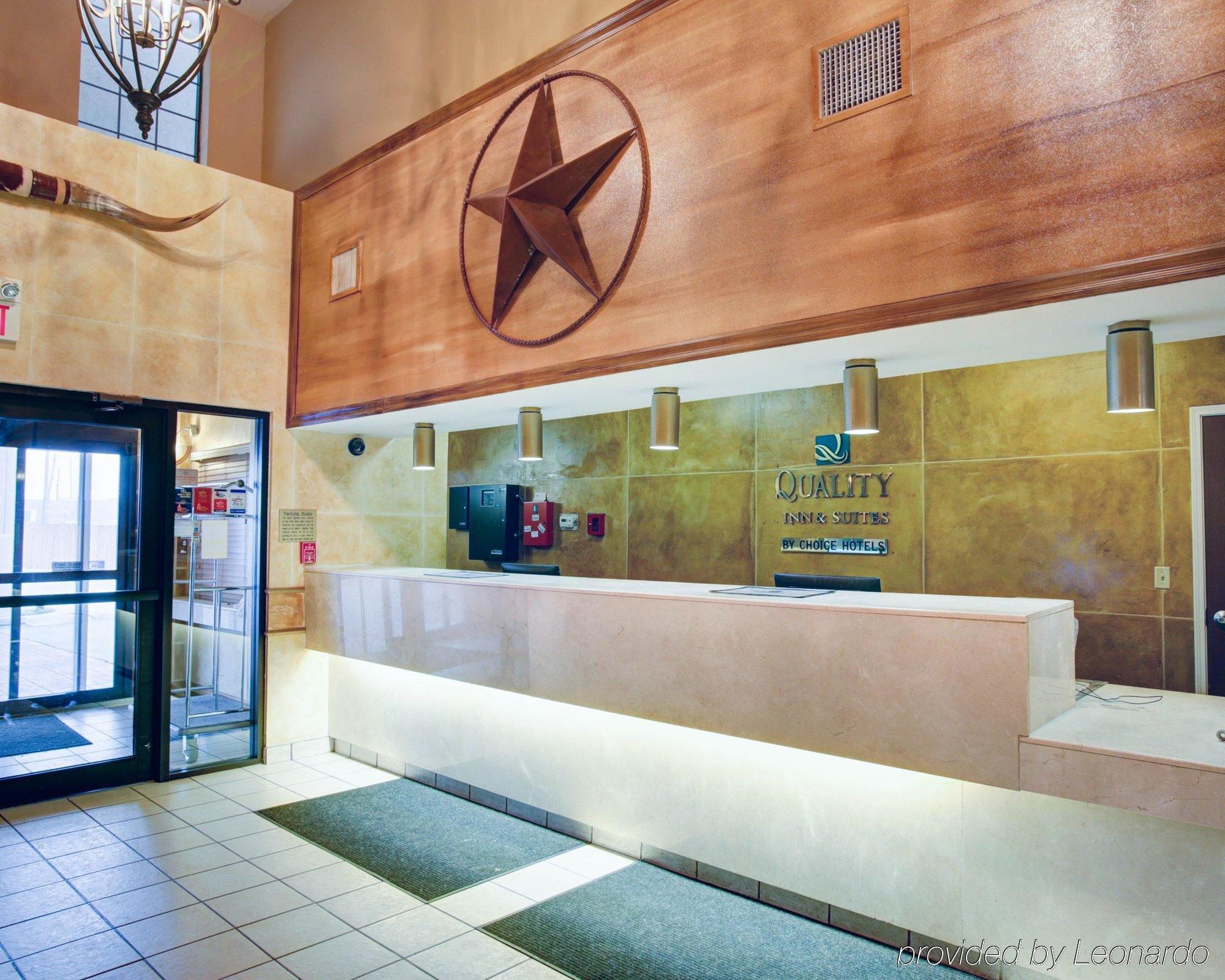Quality Inn & Suites Airport Austin Exterior foto