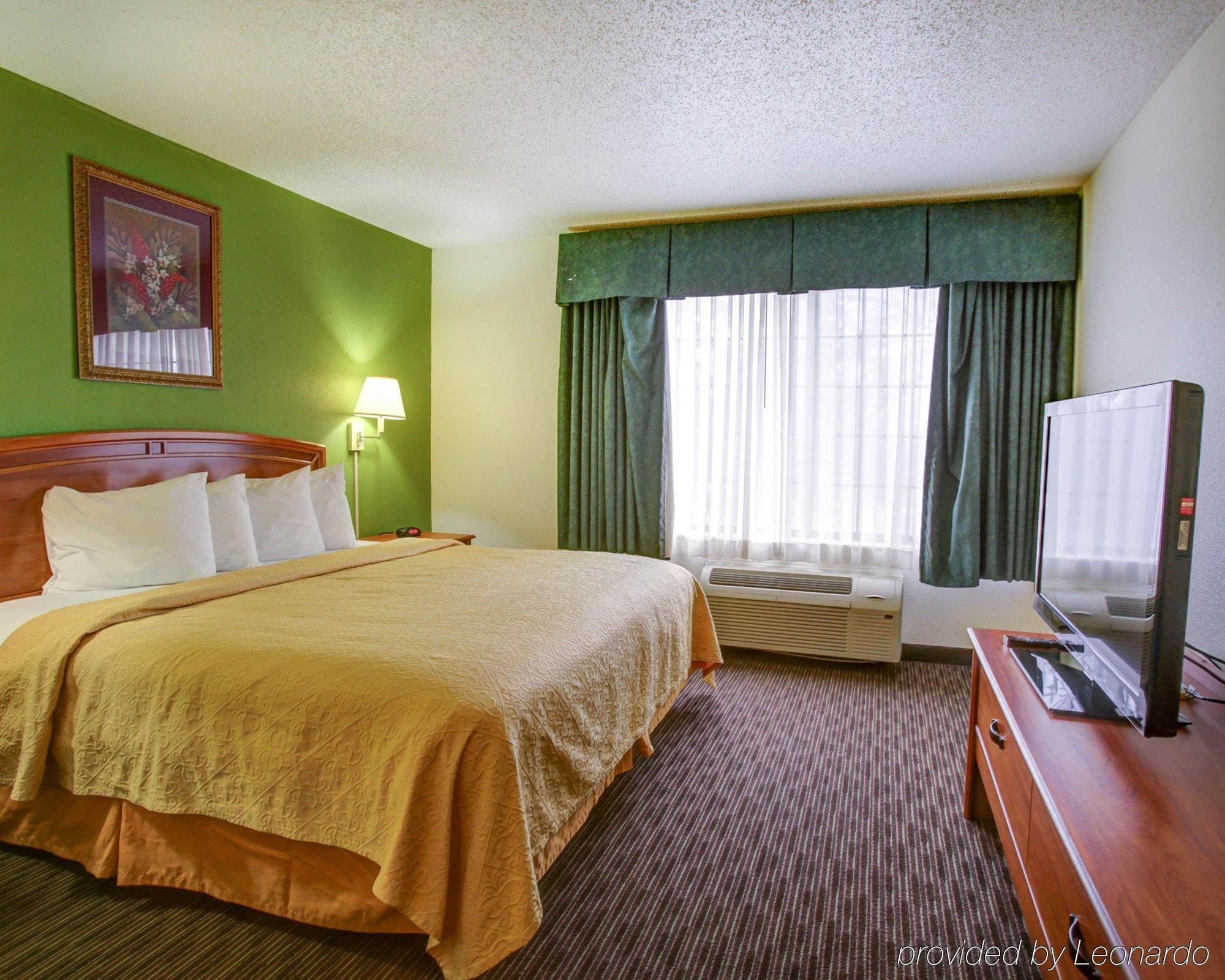 Quality Inn & Suites Airport Austin Exterior foto